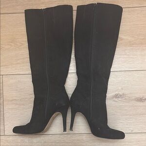 Elegant Black Knee-High Boots